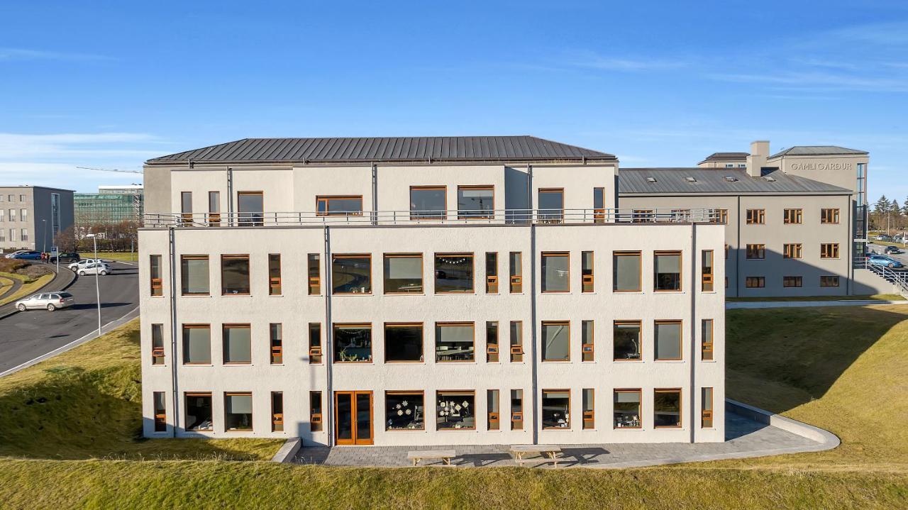Student * Reykjavík